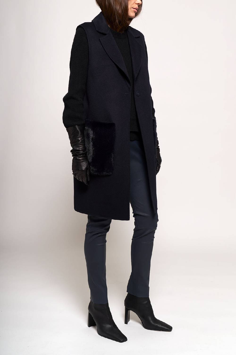 Manzoni 24 Gilet in tessuto cashmere Loro Piana con tasche visone Moda