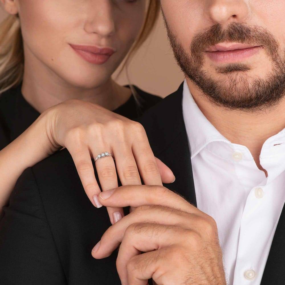 La Petite Story Anello Bluespirit Etoile - P.20N203000714 Offerta