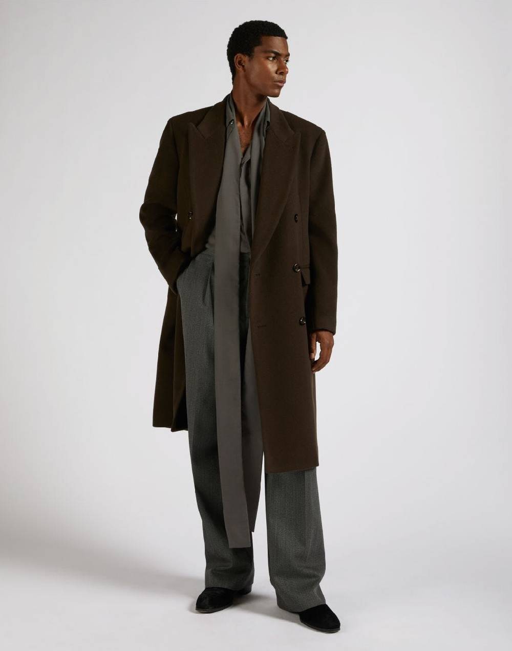﻿Lardini Cappotto doppiopetto marrone in lana a 6 bottoni 2025