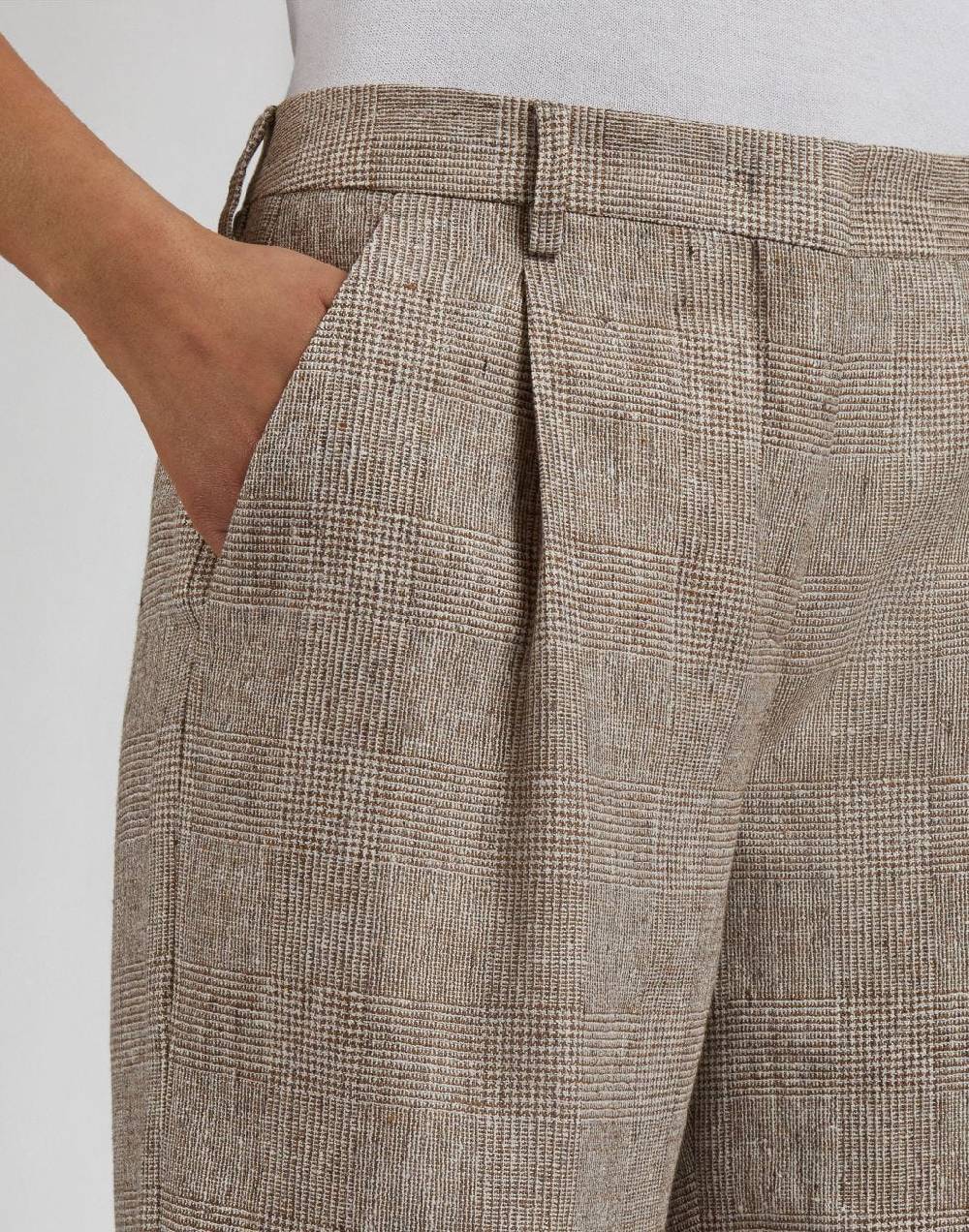 Lardini Pantalone in lino marrone con disegno galles Presa