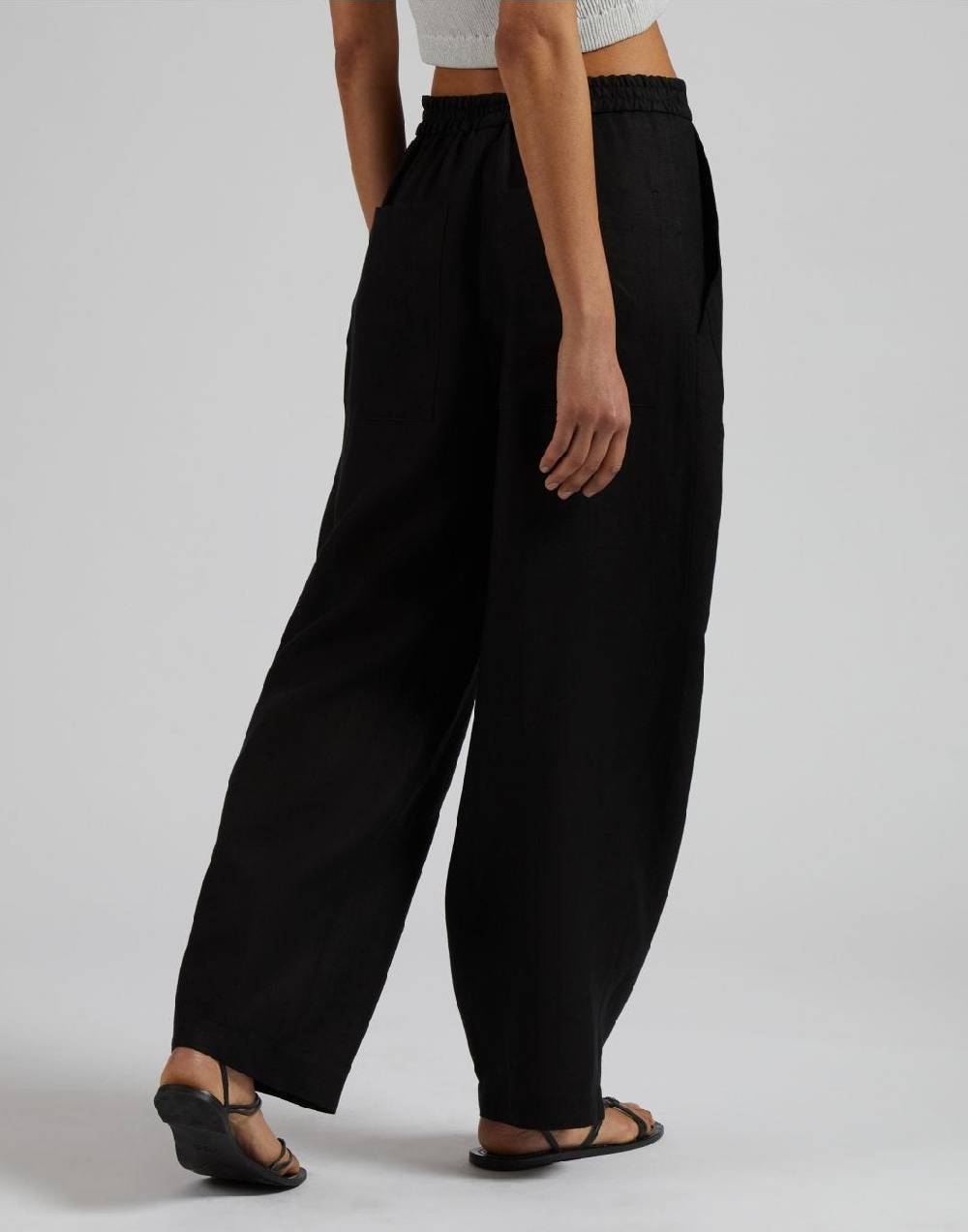 Lardini Pantalone ampio a vita bassa in tela di lino nero Economico