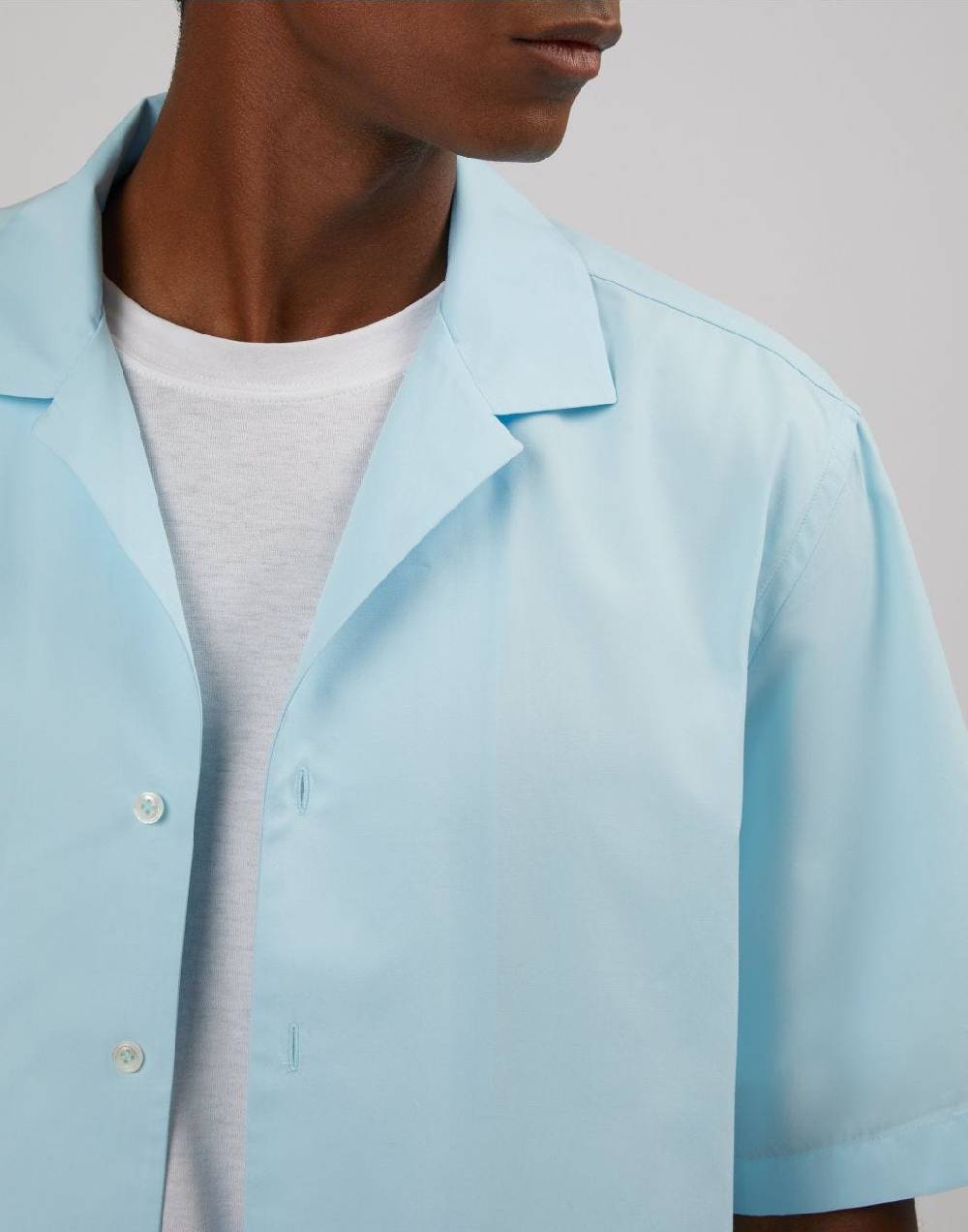Lardini Camicia azzurra in popeline soft touch Sottocosto