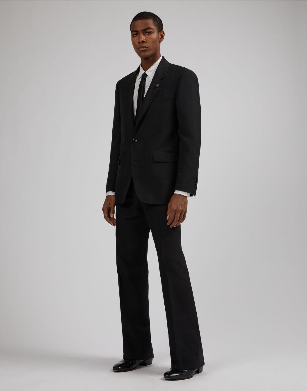 Lardini Blazer attitude nero monopetto in lana e mohair Convenienza