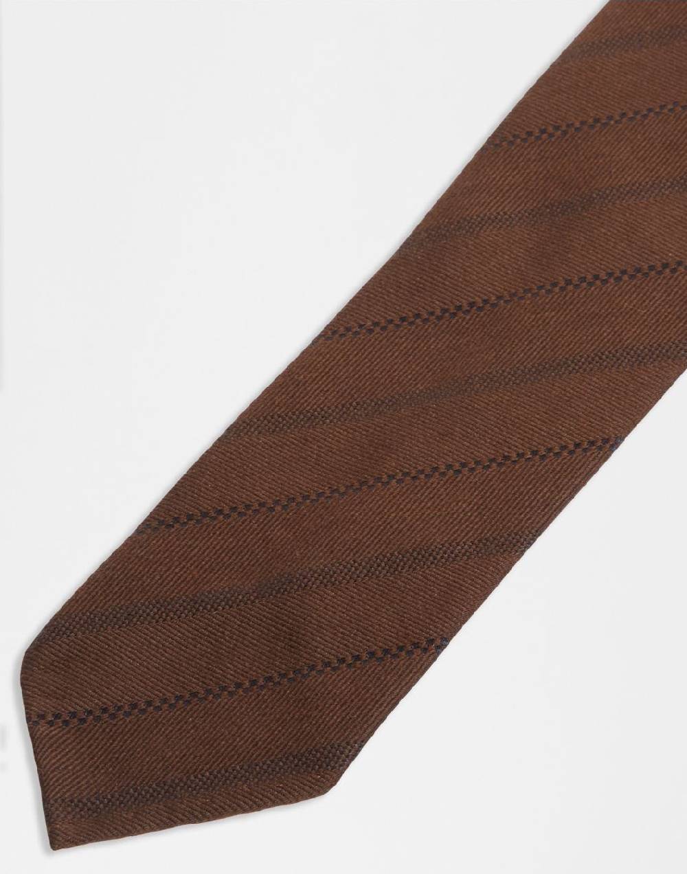 Lardini Cravatta in lana e seta jacquard con disegno regimental Acquista Ora