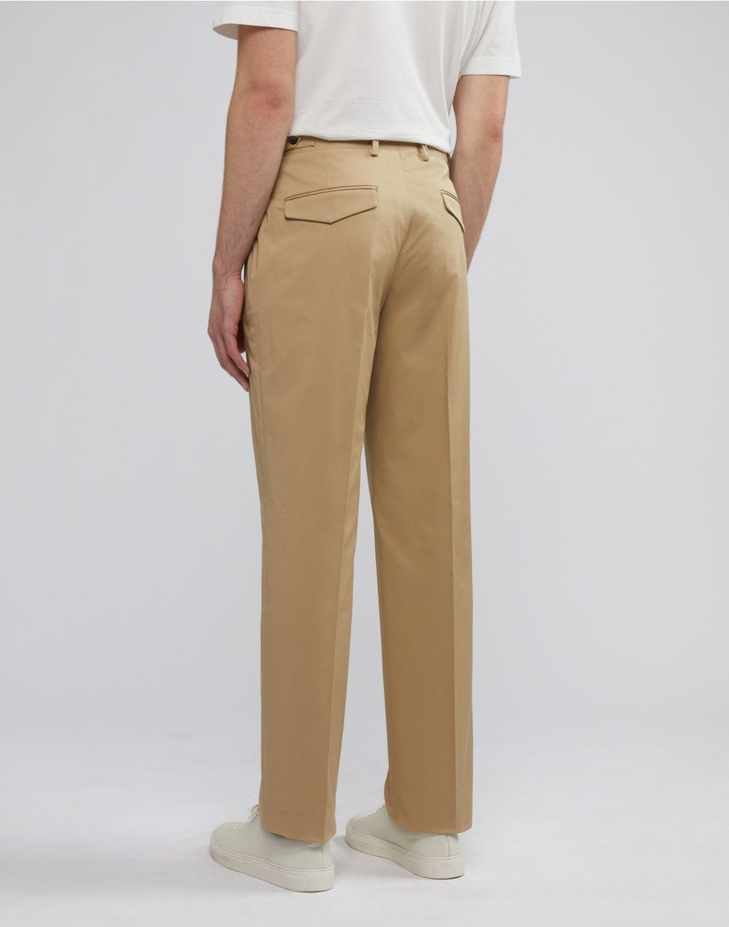 Lardini Pantalone nocciola senza pinces in drill di cotone stretch Fino Al -60%