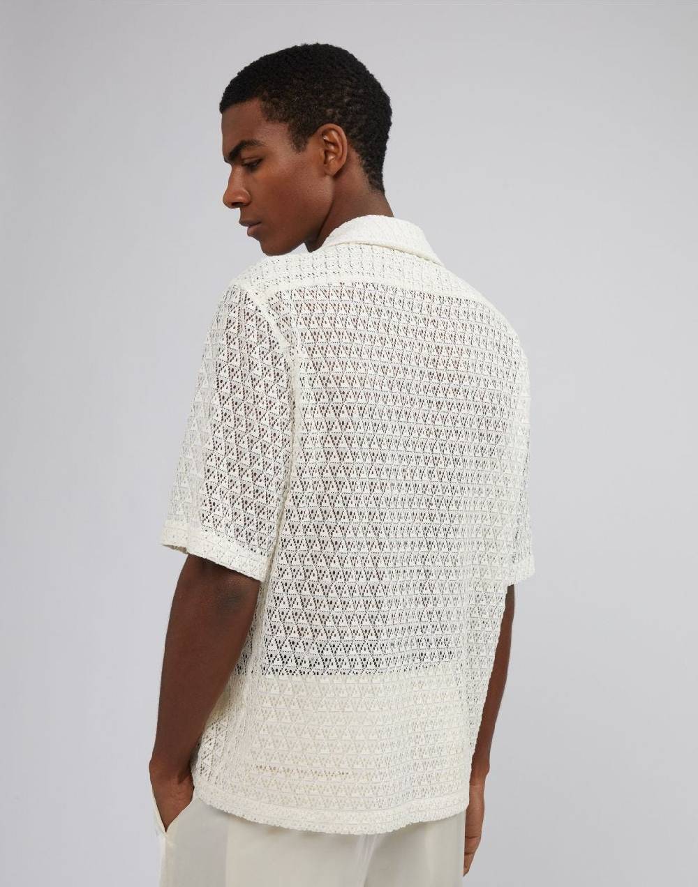 Lardini Camicia bianca in macramè con disegno geometrico 2025