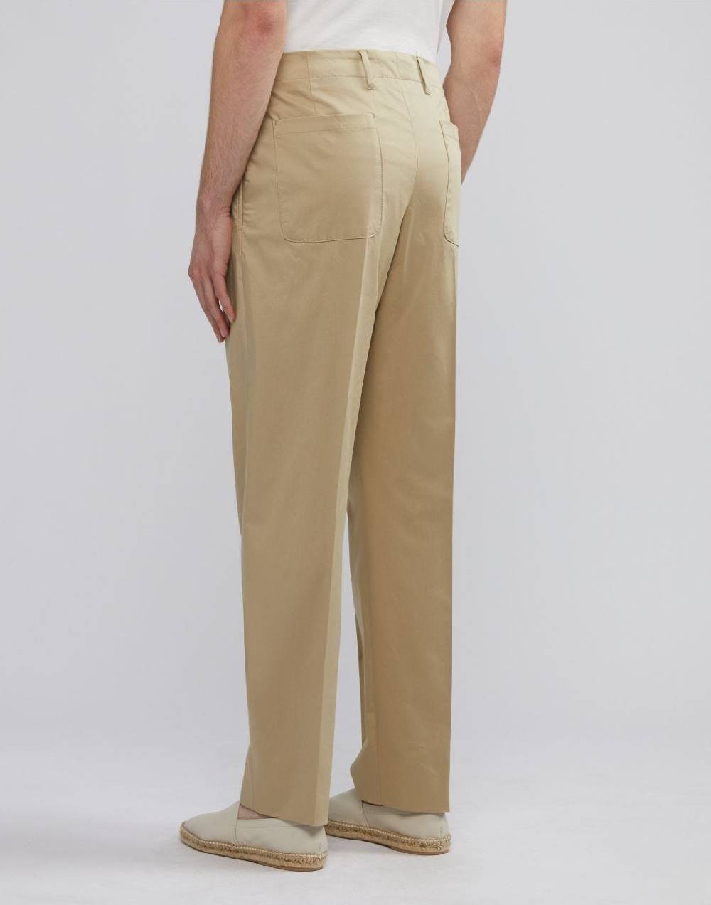 Lardini Pantalone beige in satin stretch di cotone Fino Al -60%