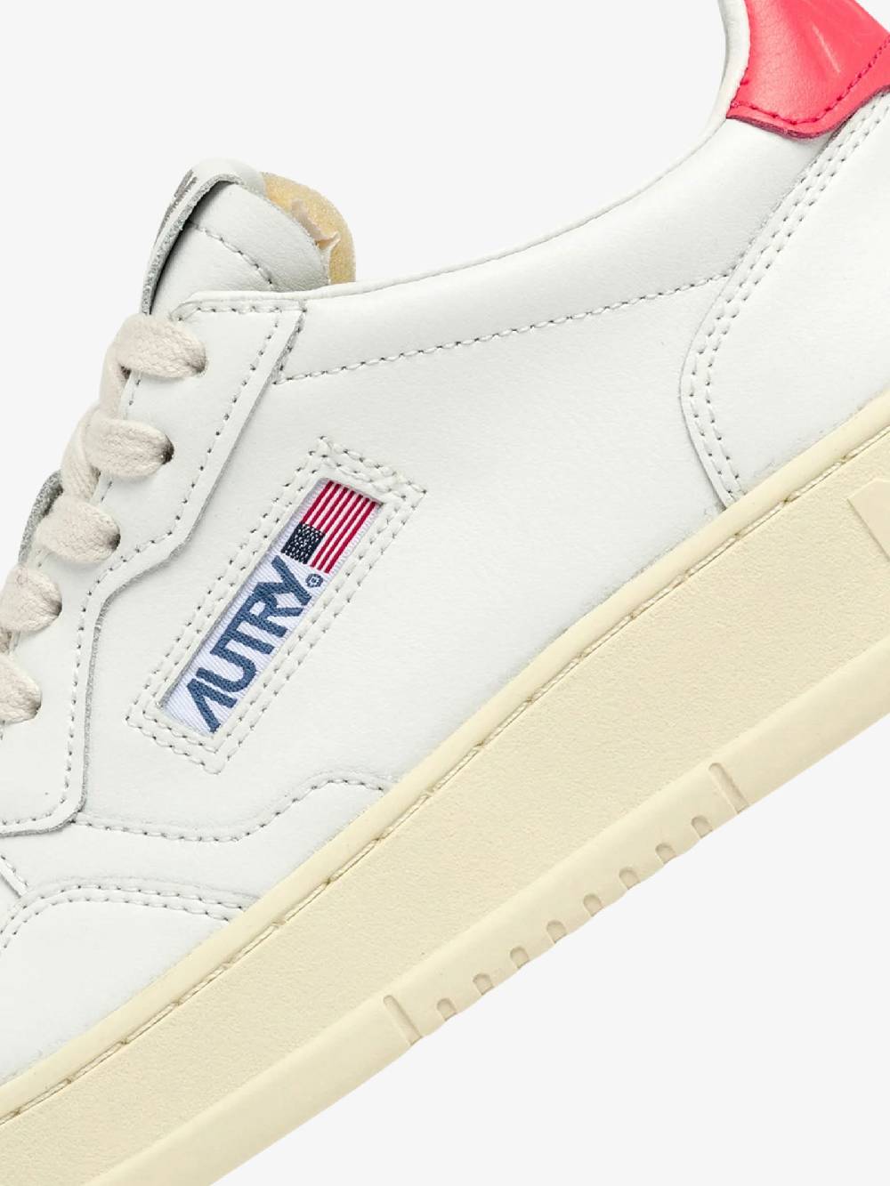AUTRY Sneakers Medalist Low AULW donna pelle bianco Sconto