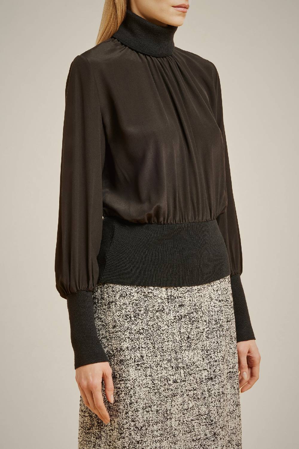 Liviana Conti BLUSA COLLO ALTO 100% SETA W4LL4WS08Y69-0.38 Offerta Giorno del Papà
