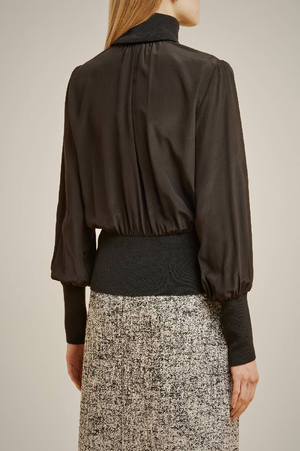 Liviana Conti BLUSA COLLO ALTO 100% SETA W4LL4WS08Y69-0.38 Offerta Giorno del Papà