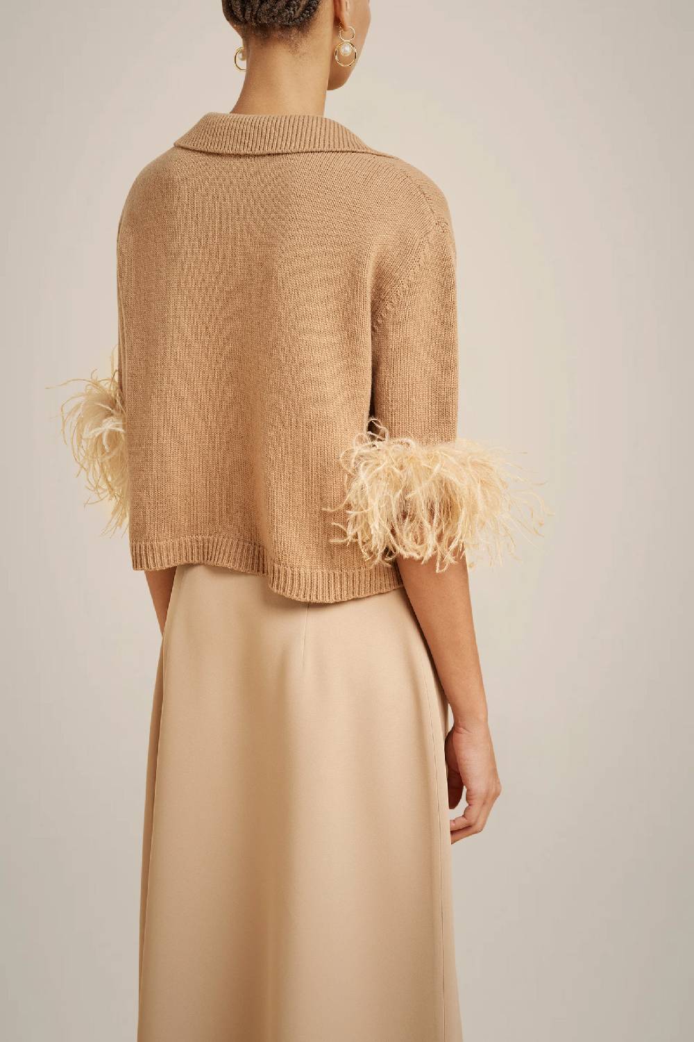 Liviana Conti MAGLIA CON PIUME IN CASHMERE RICICLATO W4LL4WC48T50-1.XS Offerta migliore