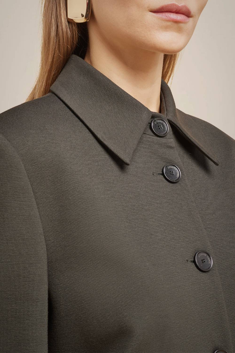 Liviana Conti GIACCA ABBOTTONATA W4FF4WI10S89-0.38 Fino al 60% di sconto
