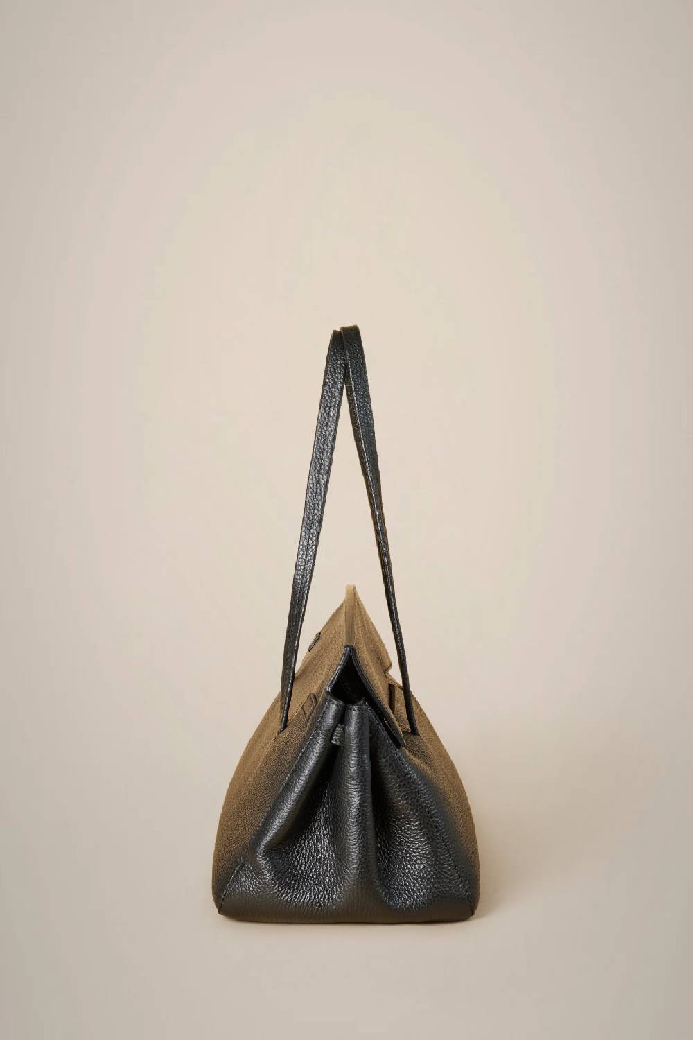 Liviana Conti HAND BAG CON PATTINA W4AA4WA05Y69-0.NR Outlet