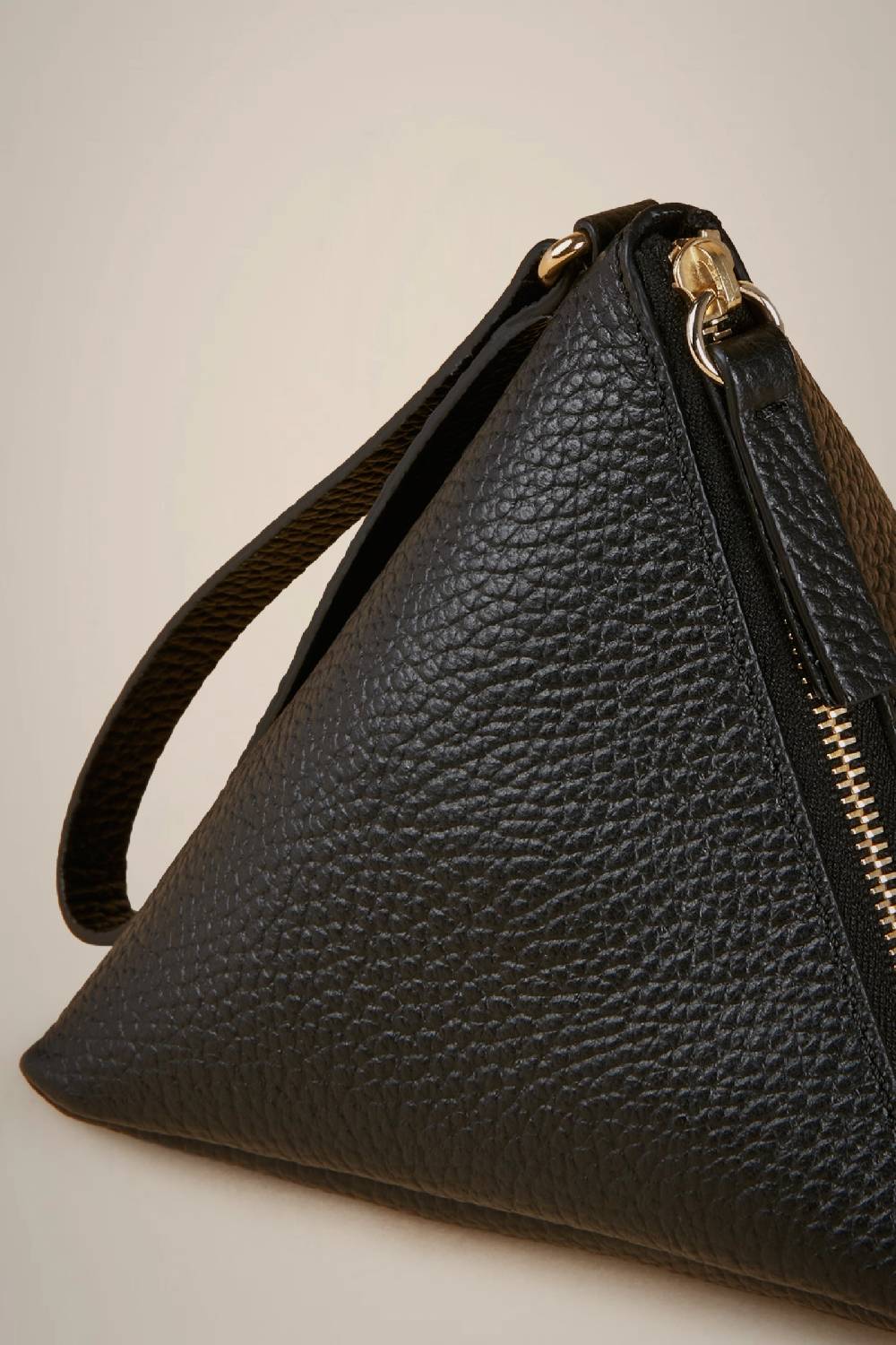 Liviana Conti POUCH GEOMETRICA W4AA4WB02Y69-0.NR Offerte