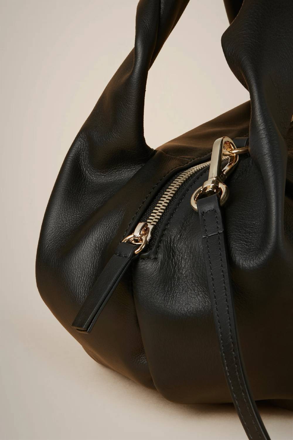 Liviana Conti BORSA PUFFY W4AA4WA10Y69-0.NR Vendita Calda