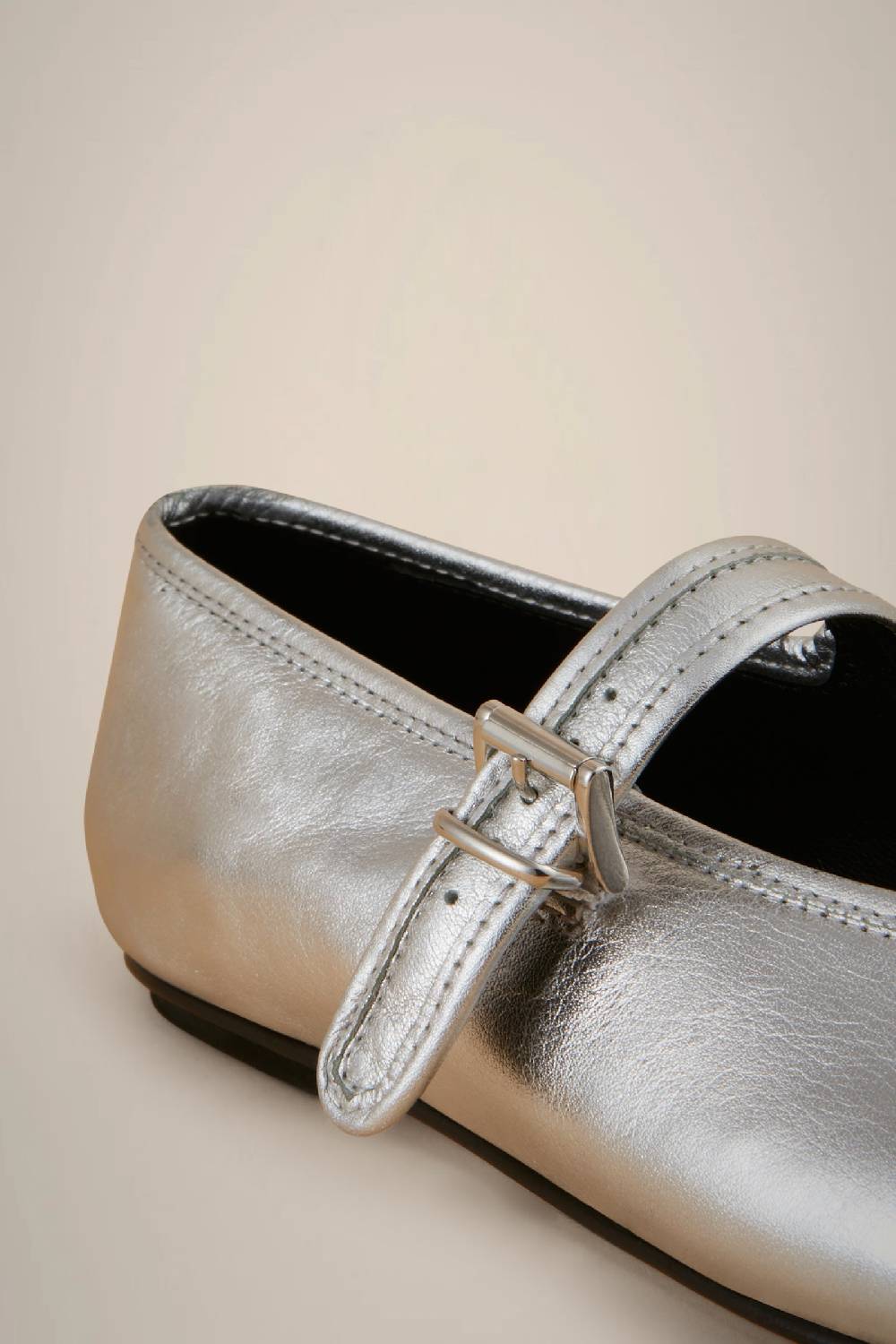 Liviana Conti BALLERINA W4AA4WC26Z07-0.37 Offerte esclusive