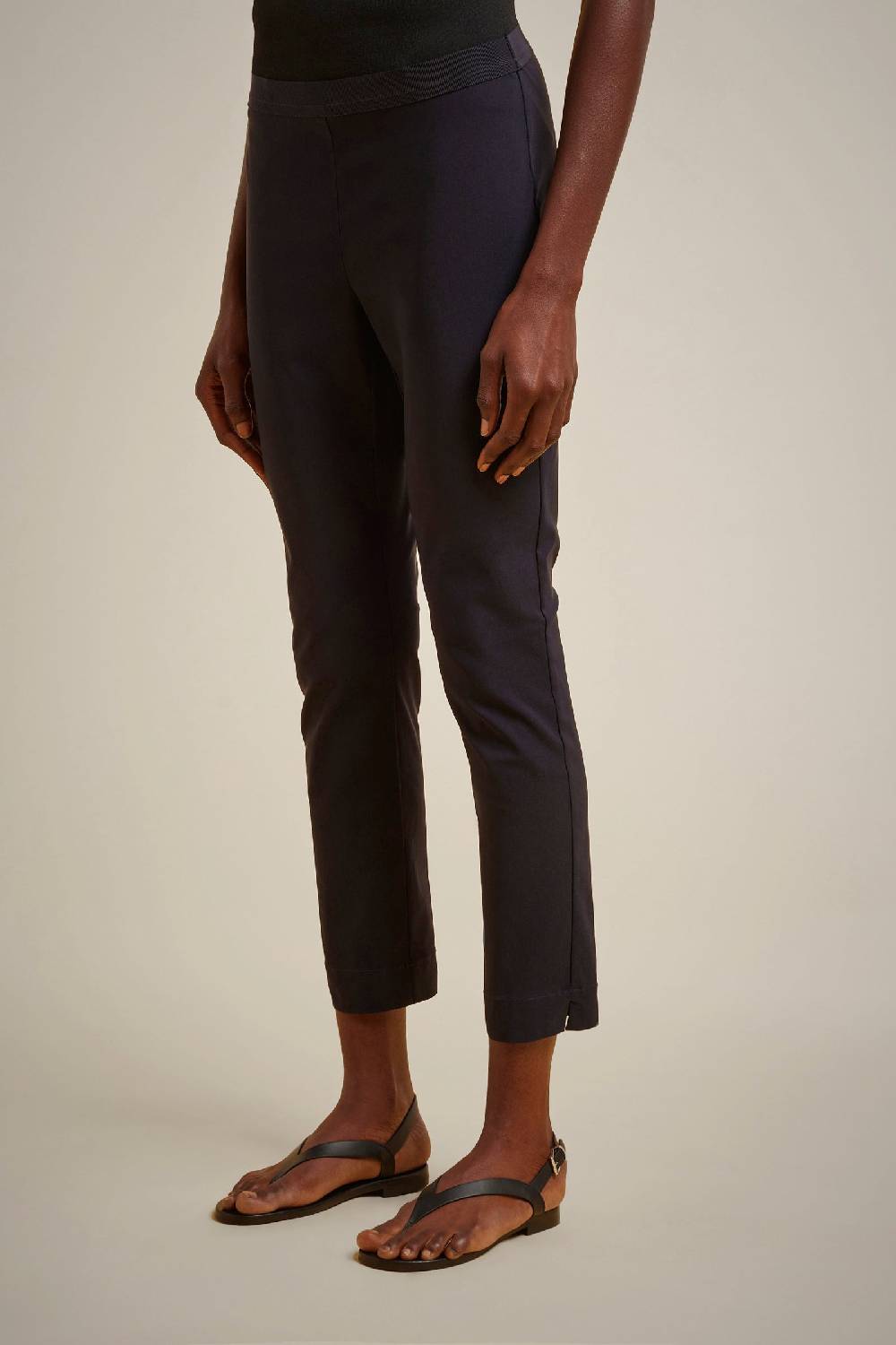 Liviana Conti LEGGINGS S4FCNTR20N08-0.38 2025