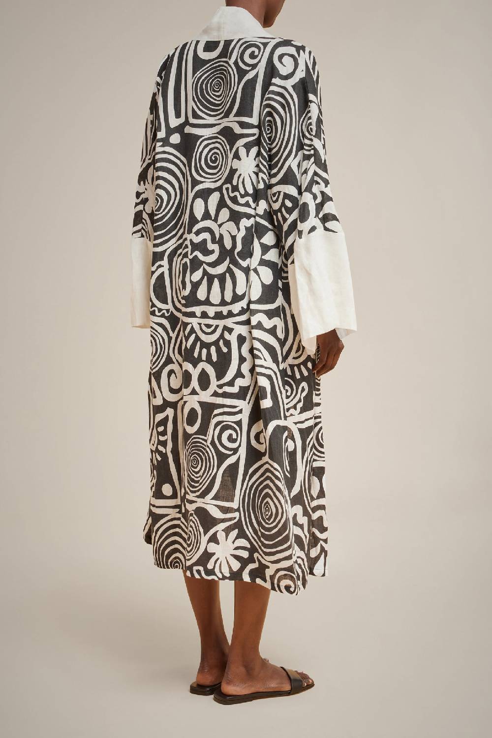 Liviana Conti KIMONO LUNGO S4LL4SM33GRF-2.40 Novità