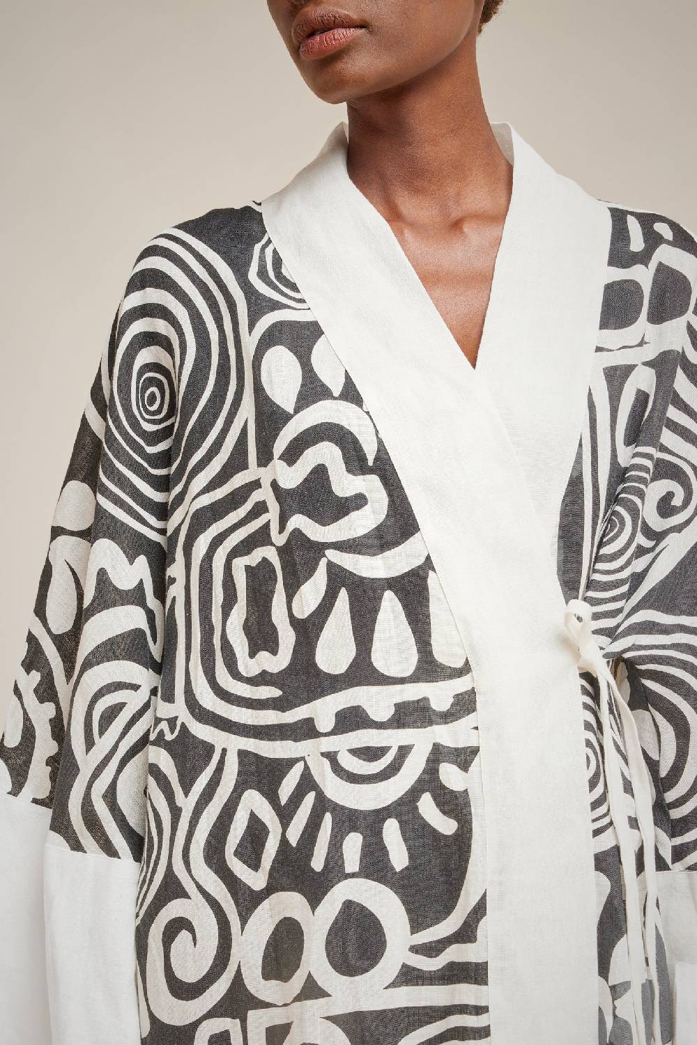 Liviana Conti KIMONO LUNGO S4LL4SM33GRF-2.40 Novità