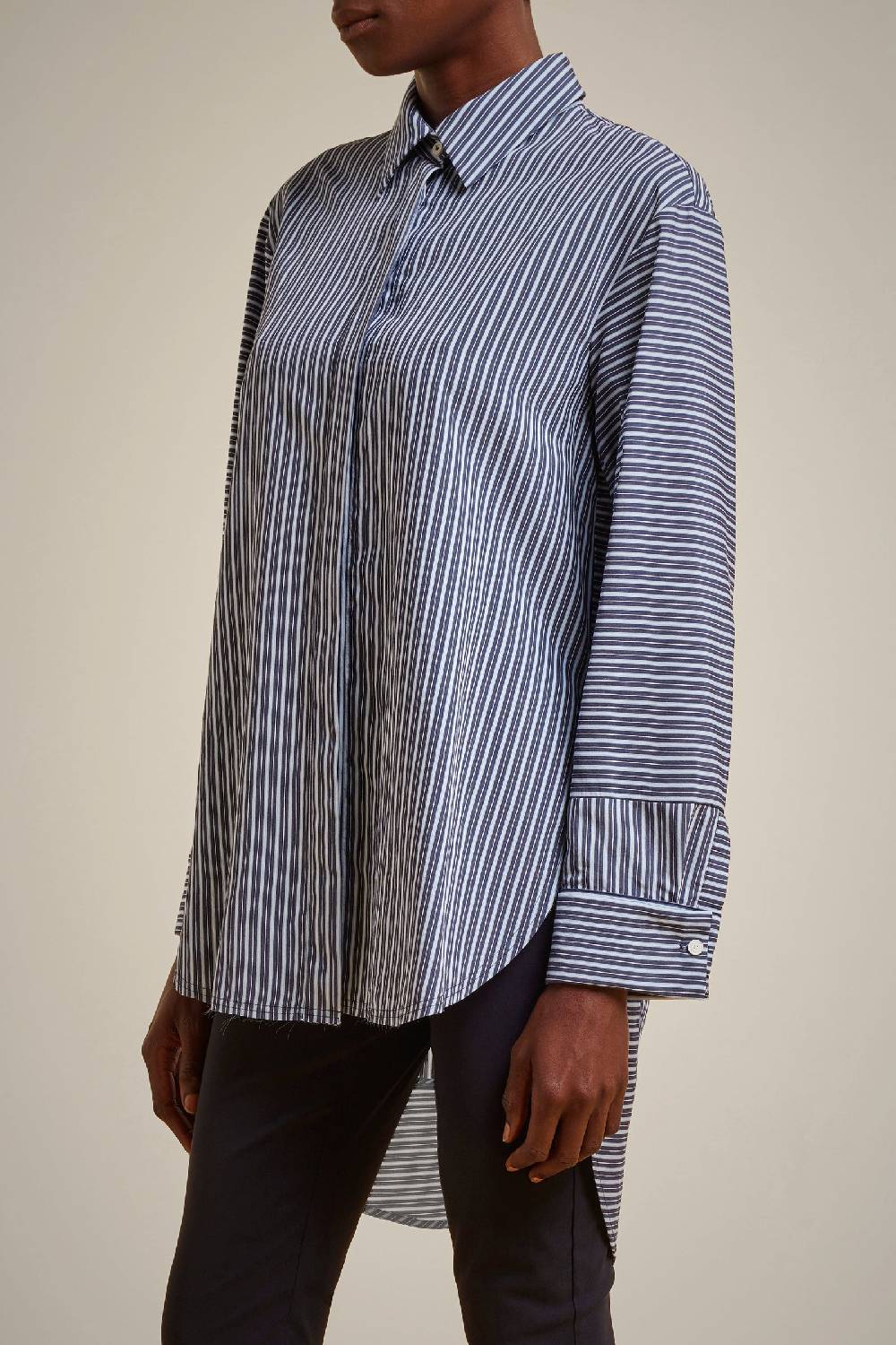 Liviana Conti CAMICIA OVER S4FF4SN05RIG99.42 Sostegno trimestrale