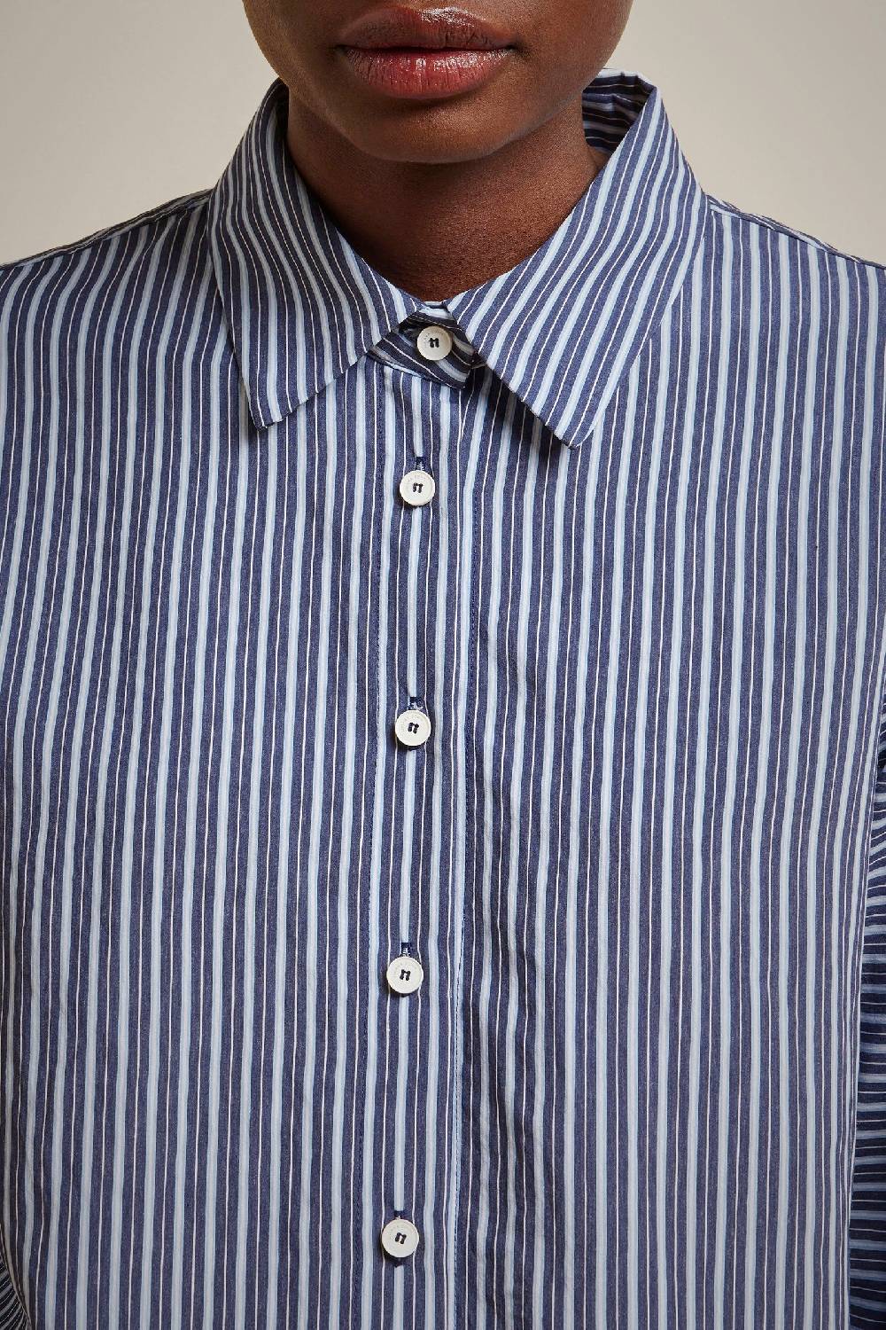 Liviana Conti CAMICIA SLIM S4FF4SN07RIG99.42 Fino al 55% di sconto