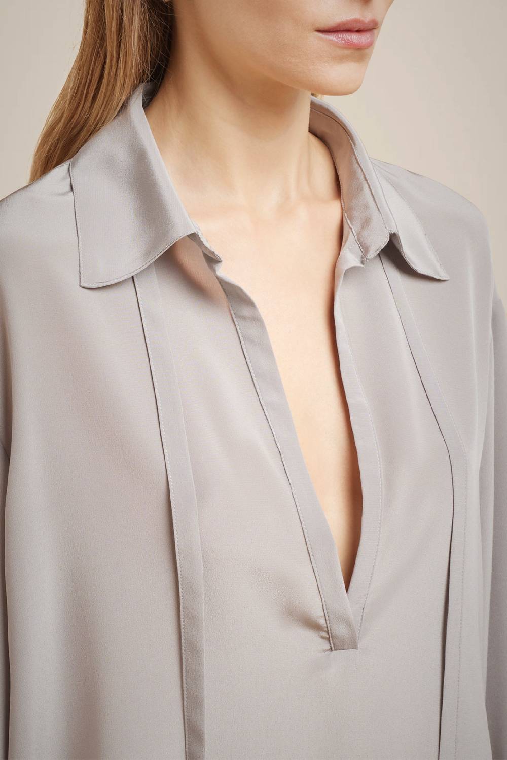 Liviana Conti BLUSA 100% SETA W4FF4WS05X72-0.38 Prezzo di fabbrica