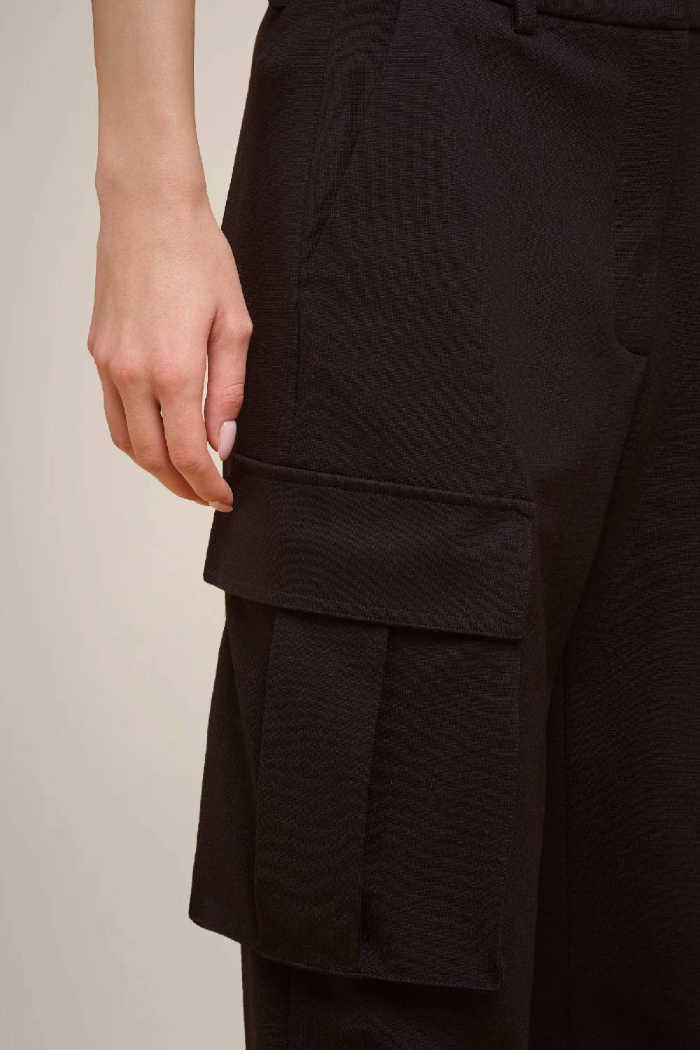 Liviana Conti PANTALONE CARGO PUNTO MILANO W4FF4WI39Y69-0.38 Ultimi tre giorni