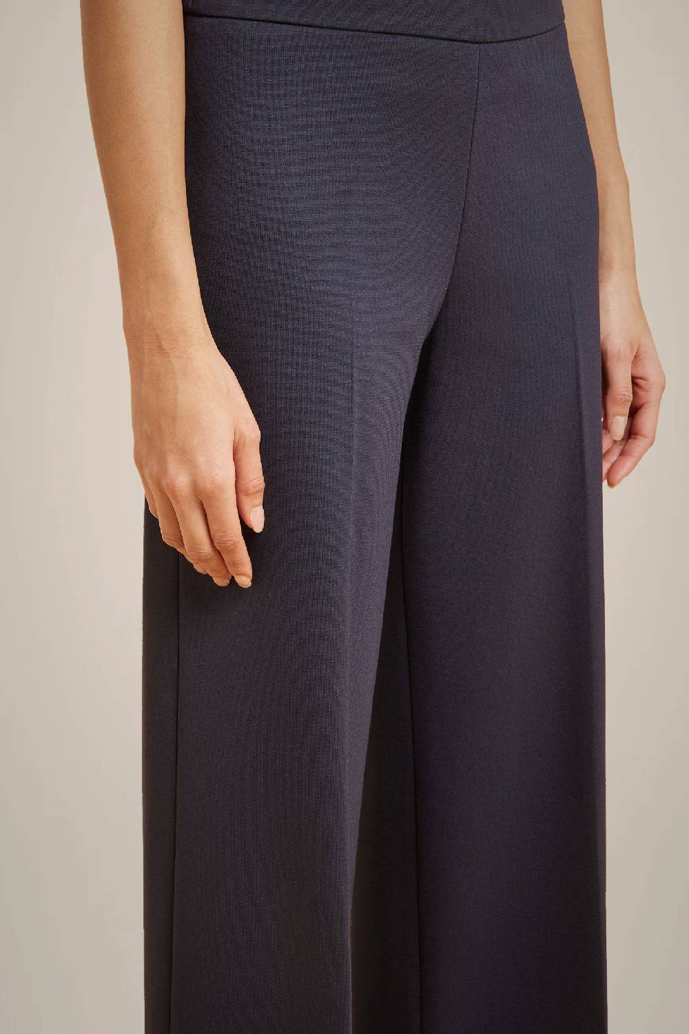 Liviana Conti PANTALONE CROP SVASATO W4LL4WI53N08-0.38 Ultimo giorno