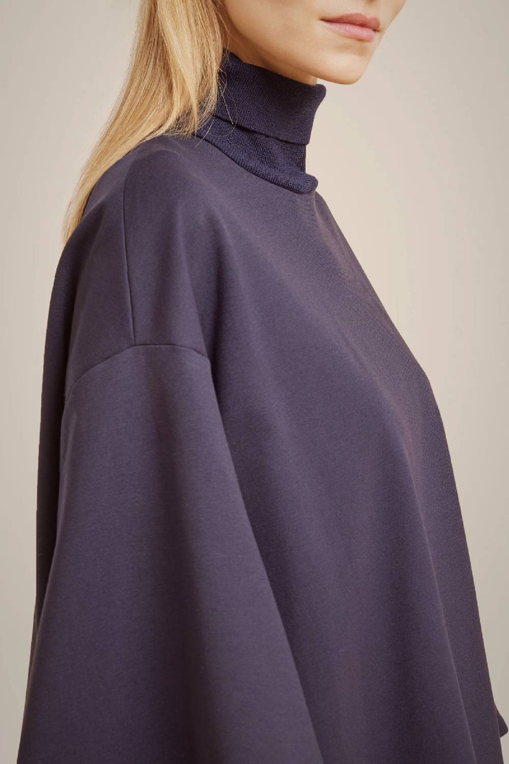 Liviana Conti BLUSA COLLO ALTO W4LL4WI10N08-0.38 Sostegno trimestrale