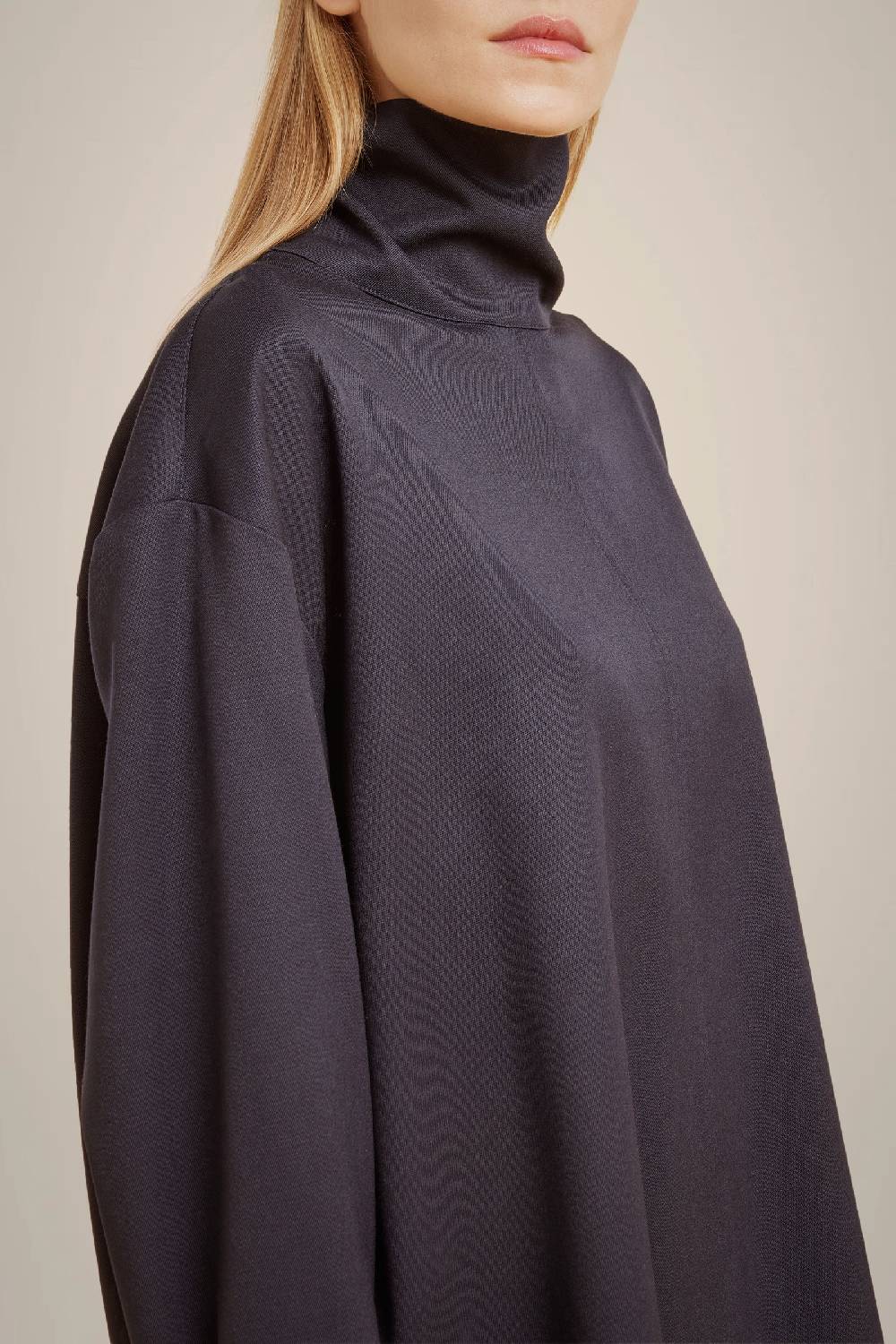 Liviana Conti BLUSA COLLO ALTO W4LL4WN65N08-0.38 Trasporto libero internazionale