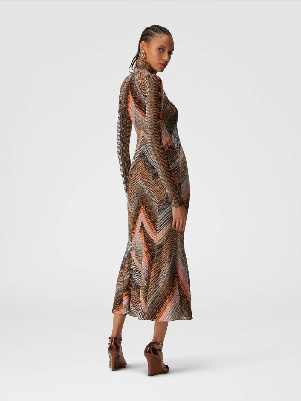 M Missoni Abito lungo con fondo svasato e collo a lupetto con zip In Linea