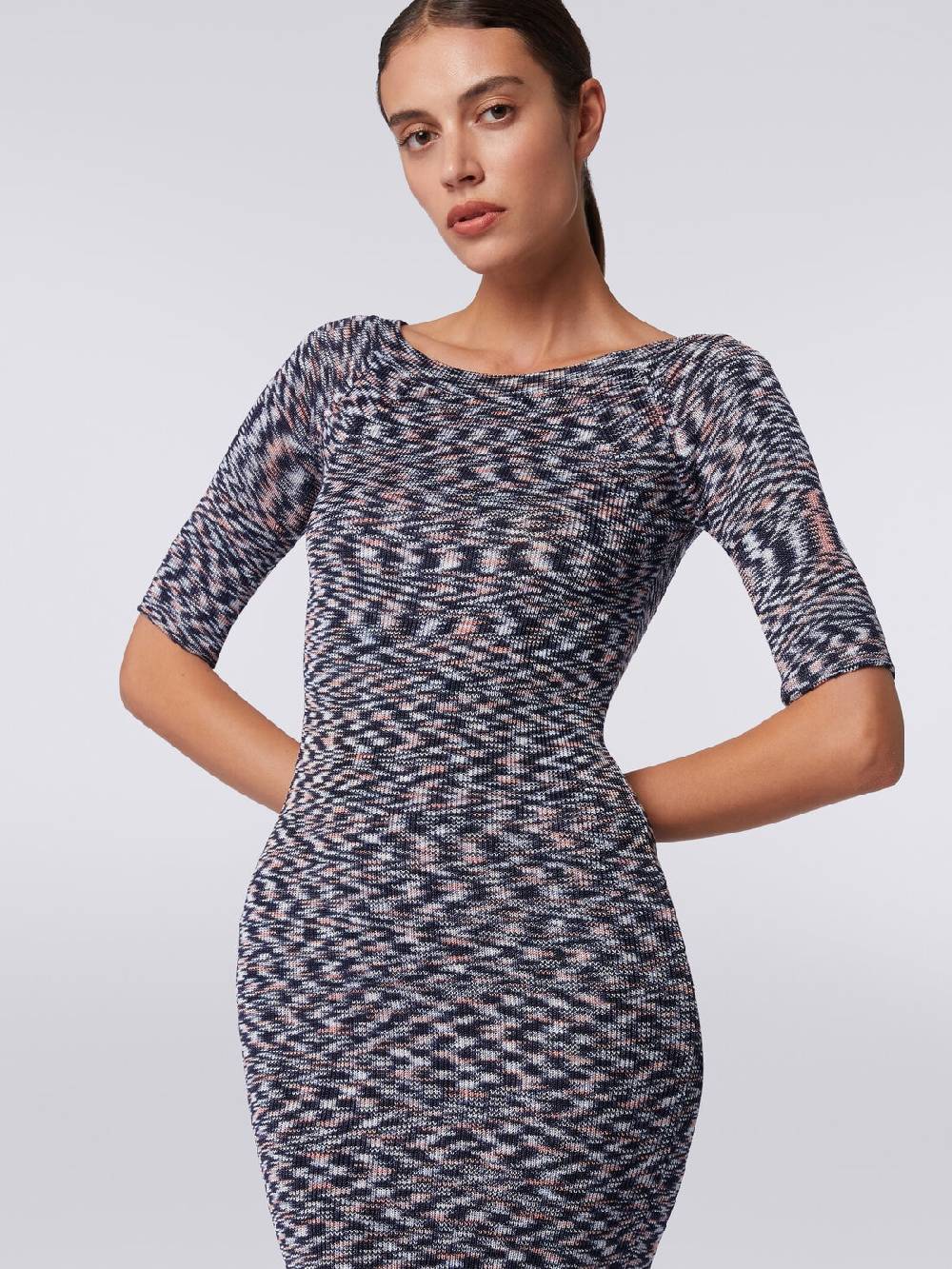 M Missoni Mini-abito a maniche corte in misto viscosa fiammata Outlet
