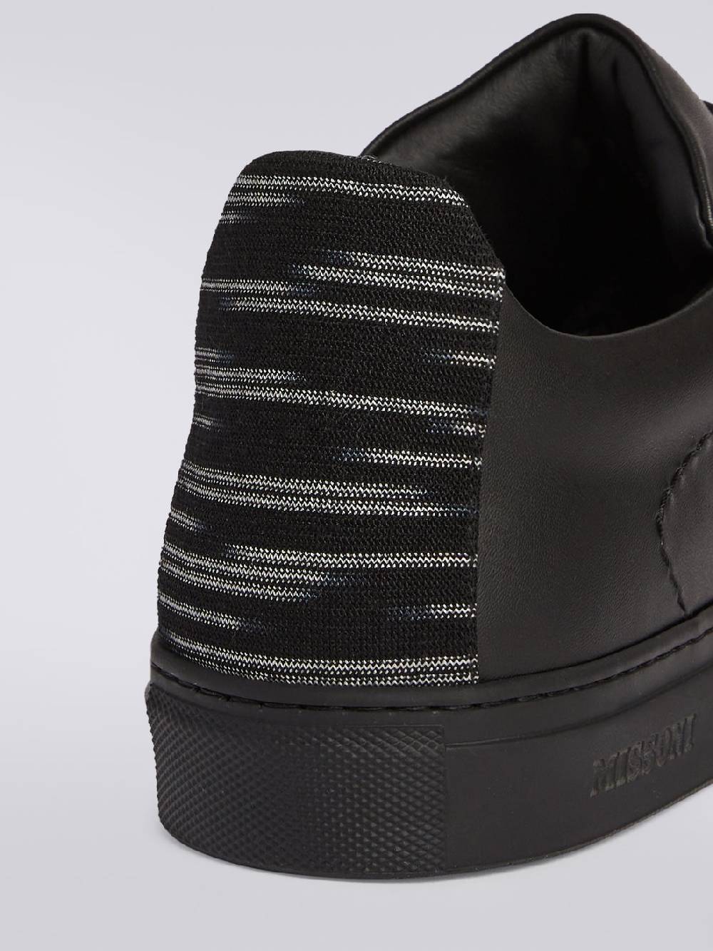 M Missoni Sneakers in pelle con inserto fiammato Prezzo Ridotto