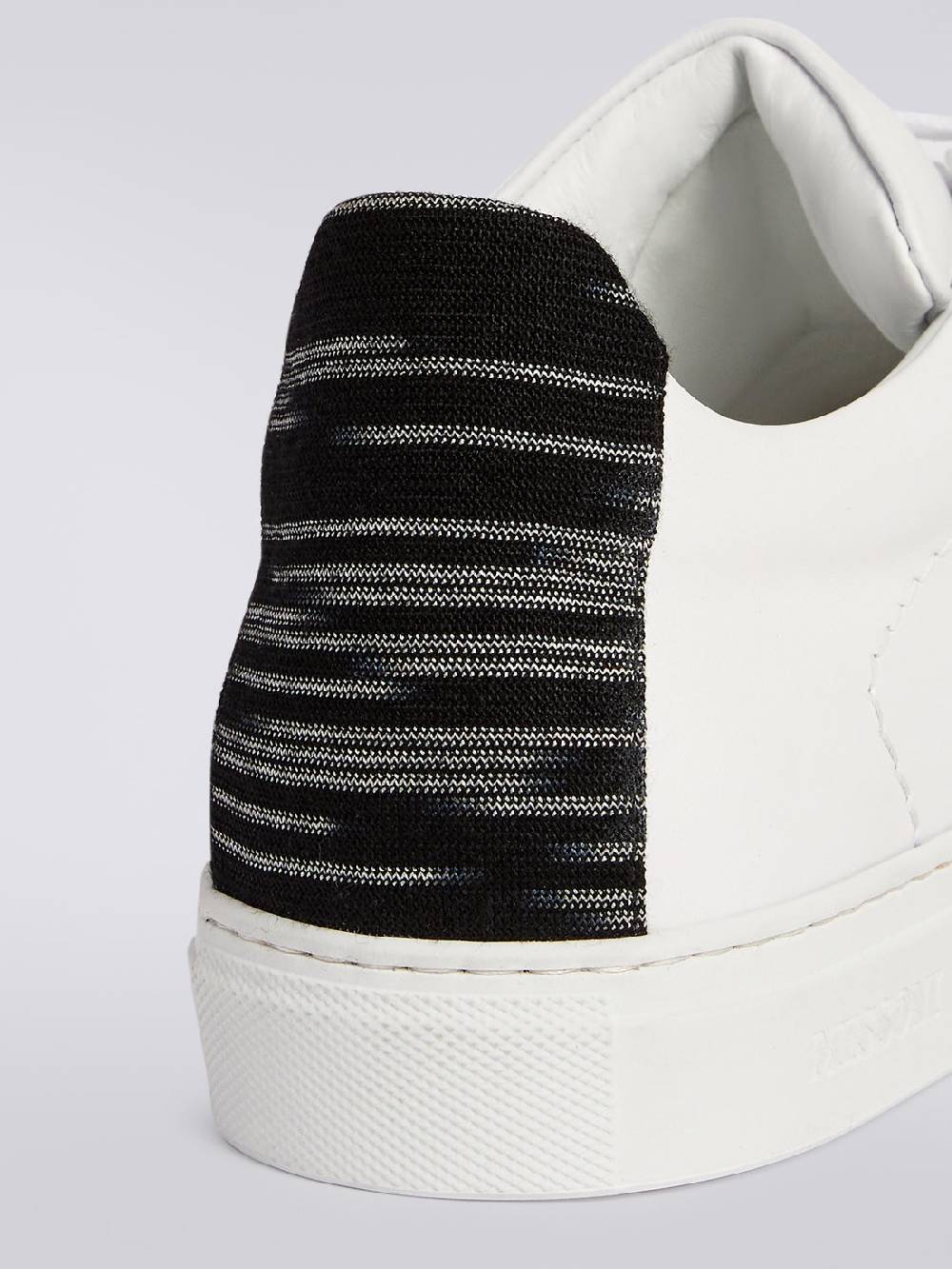 M Missoni Sneakers in pelle con inserto fiammato Sottocosto