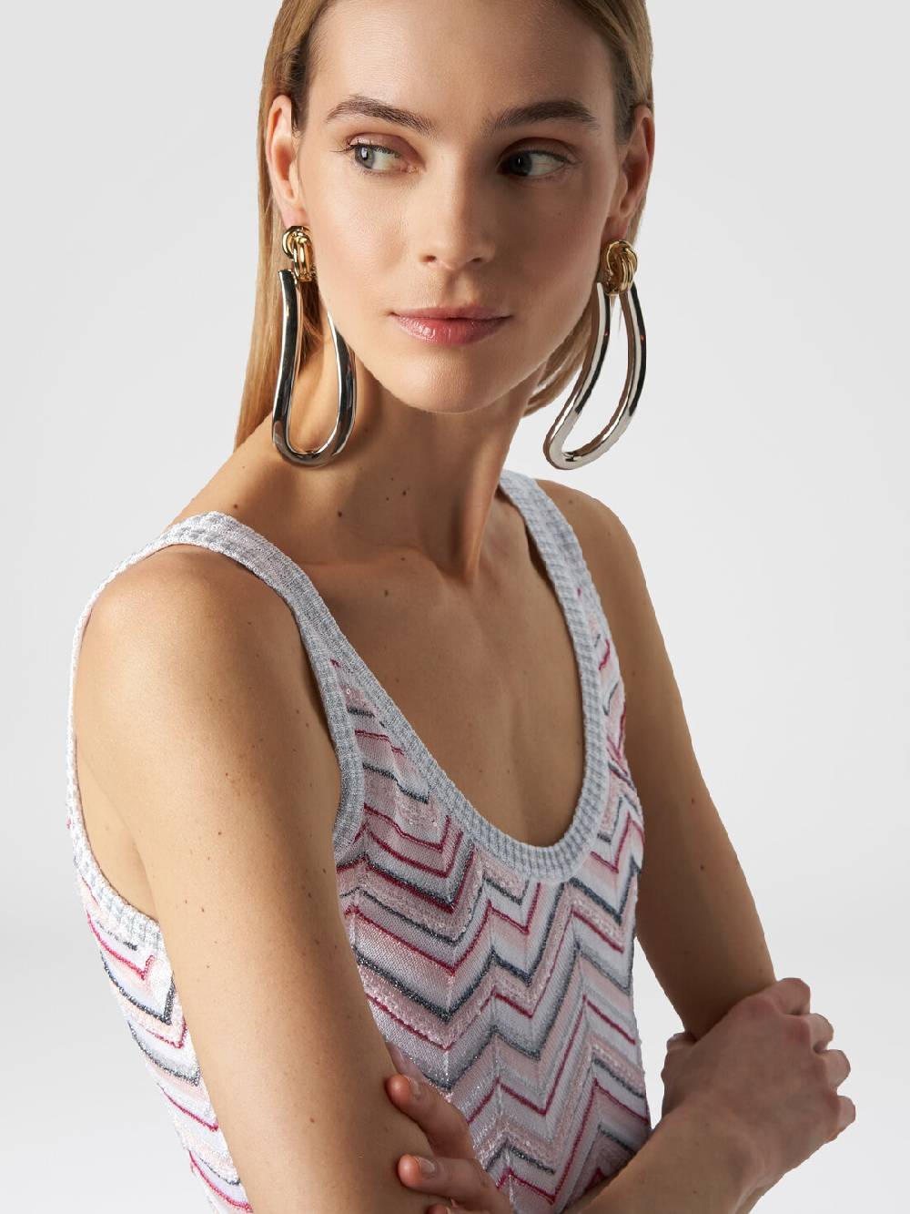 M Missoni Mini-abito senza maniche in misto viscosa zig zag con paillettes Affare Del Giorno