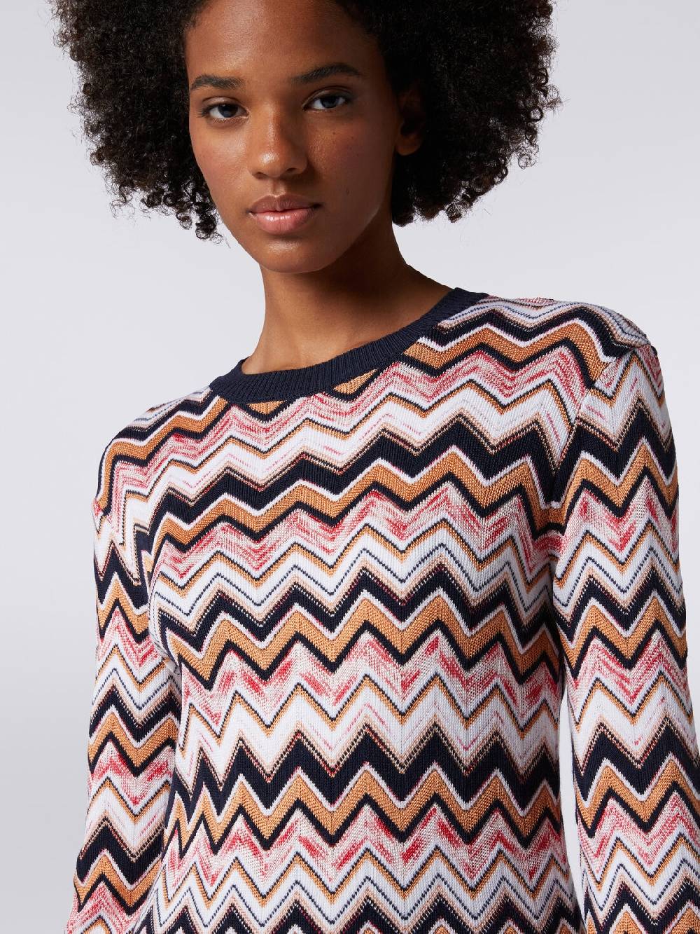 M Missoni Abito girocollo a maniche lunghe in maglia zig zag Sconto