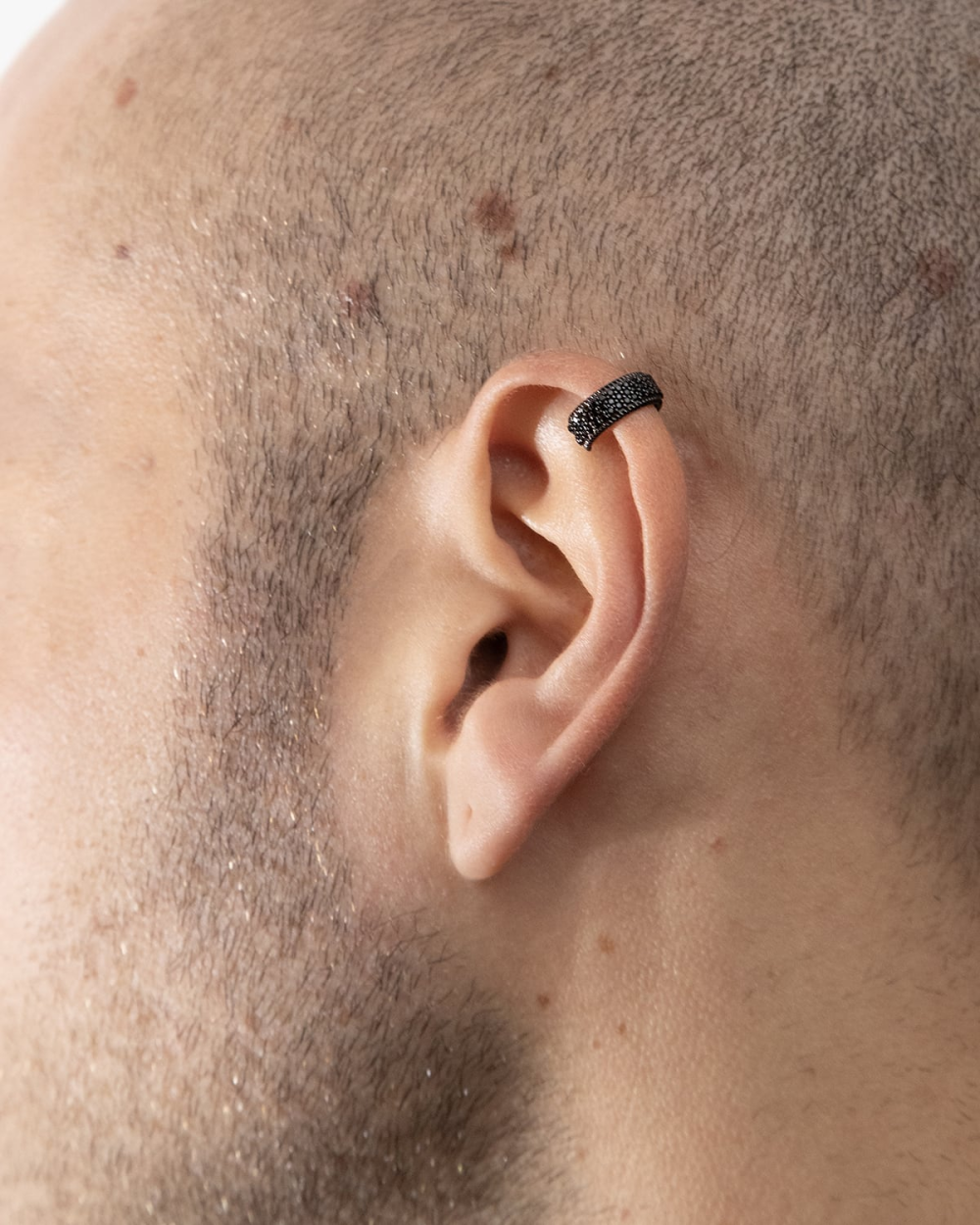 Nove25 EAR CUFF BRIGHT BLACK WRAP CON BRILLANTI NERI Saldi