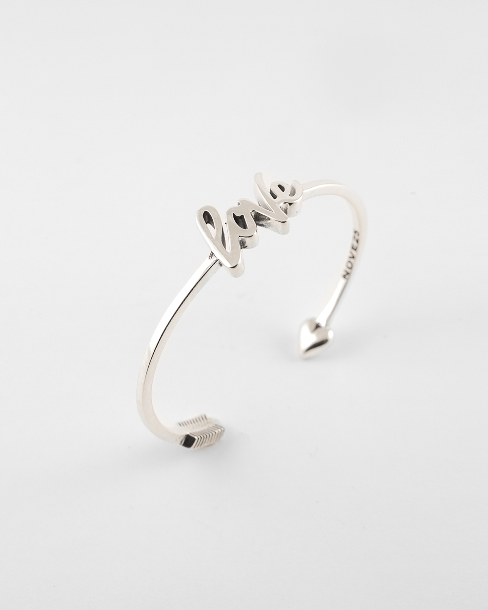 Nove25 BRACCIALE RIGIDO IN ARGENTO FRECCIA LOVE Vendite Flash