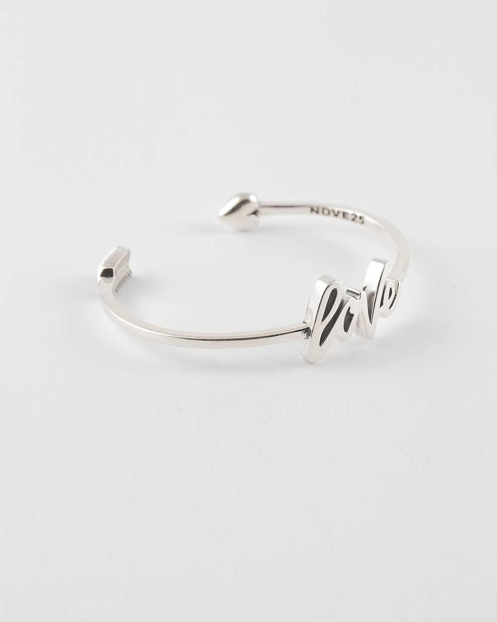 Nove25 BRACCIALE RIGIDO IN ARGENTO FRECCIA LOVE Vendite Flash