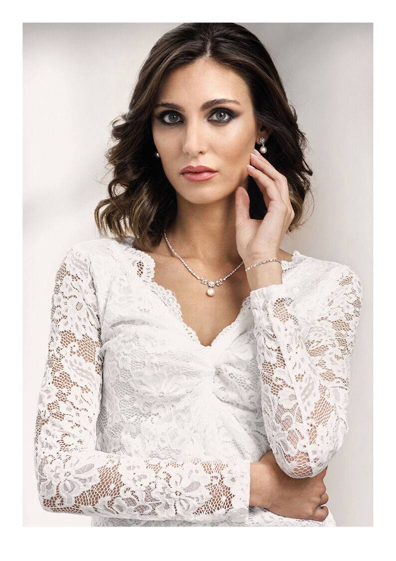 Ottaviani Orecchini rodiati con cubic zirconia e perle In Vendita