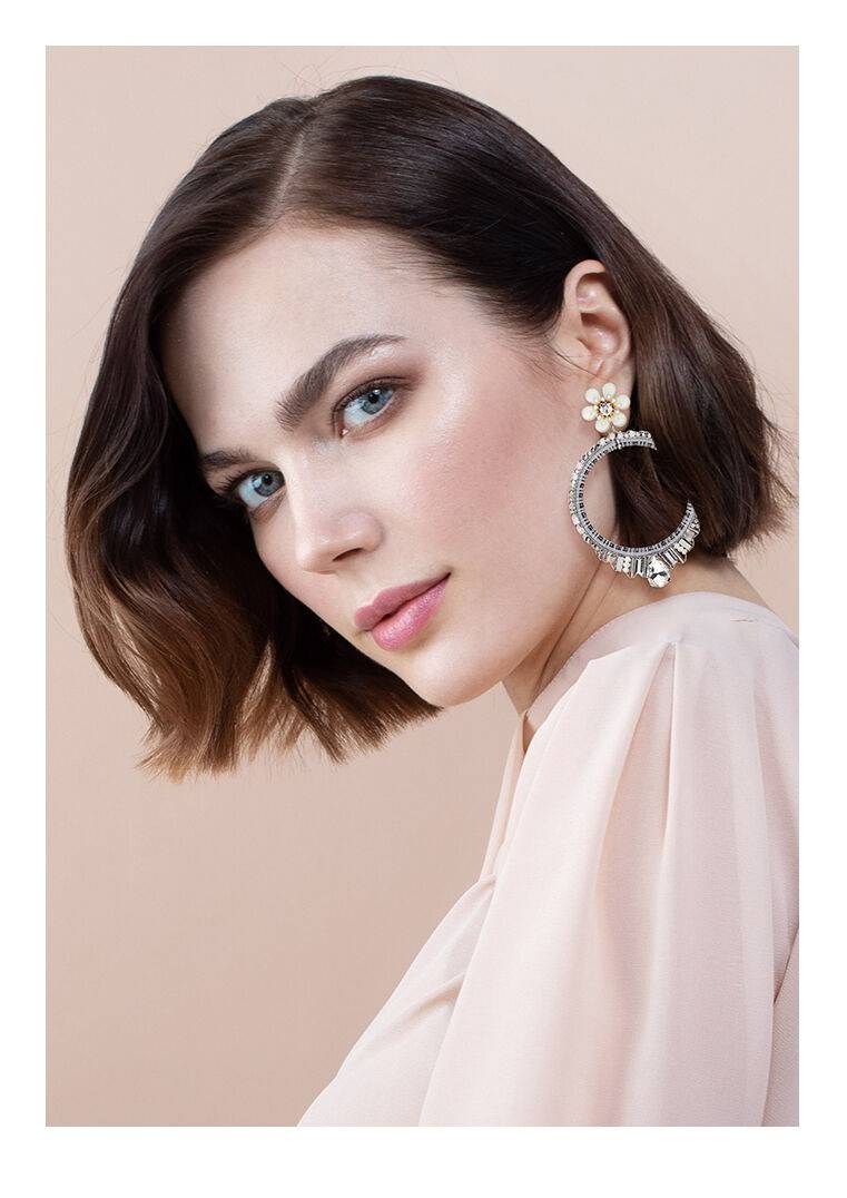 Ottaviani Orecchini con perle perline strass e fiori sma Moda
