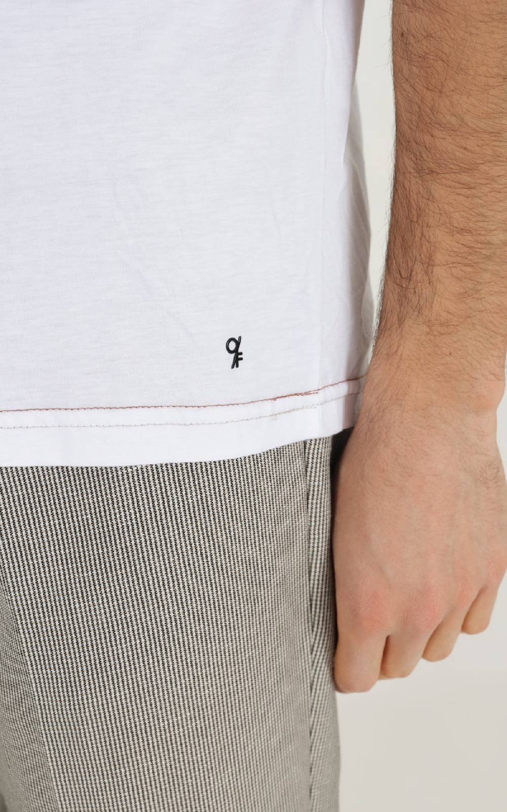 Outfit Italy T-Shirt in modal con cuciture a contrasto I Più Venduti