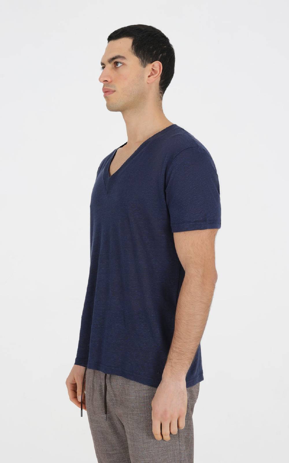Outfit Italy T-Shirt scollo a V in lino In Saldo