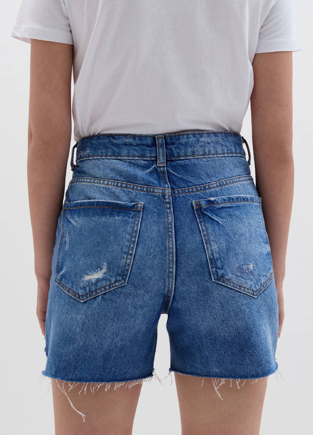 Ovs Shorts mom fit in denim con strappi Promozione Limitata