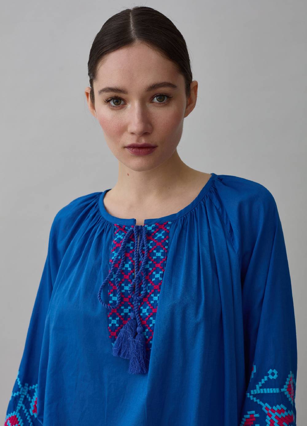 Ovs Blusa over con ricami etnici e nappine Prezzo Ridotto