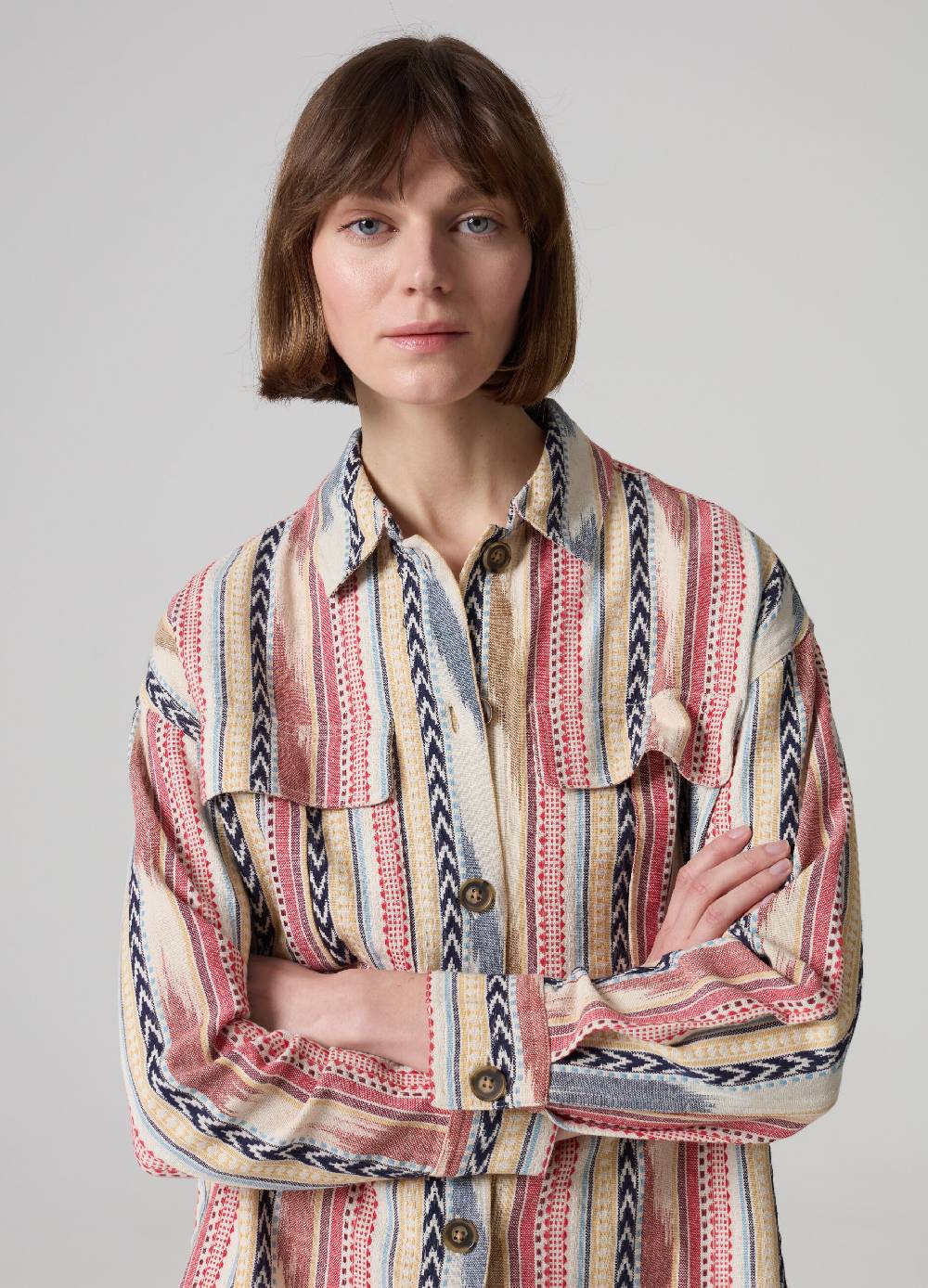 Ovs Shacket a righe multicolor con disegni etnici Presa