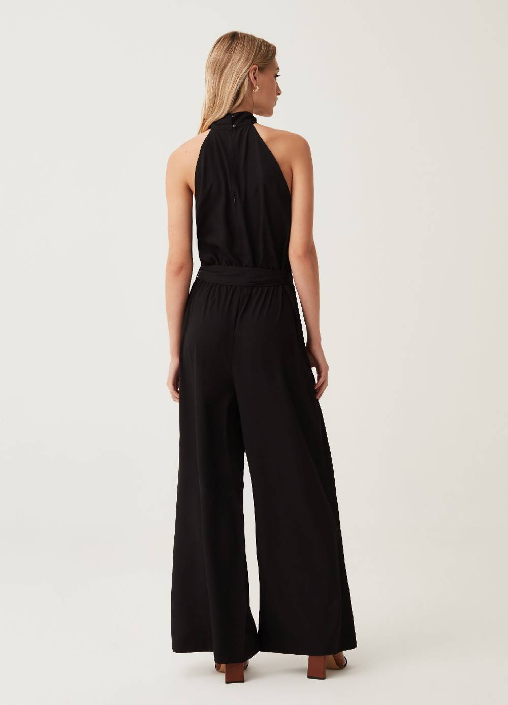 Ovs Tuta intera in satin scollo all'americana Qualità Garantita