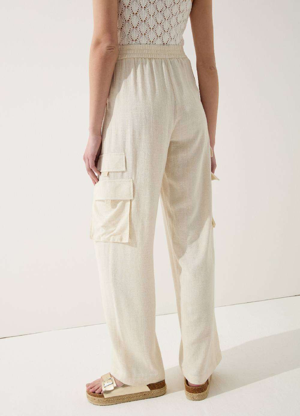 Ovs Pantalone cargo wide leg con pinces Offerta per la Festa della Mamma