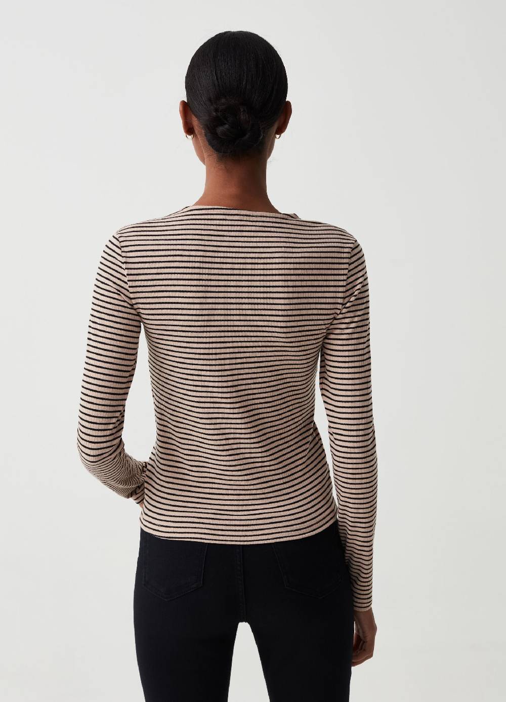 Ovs T-shirt a righe con maniche lunghe e nodo Sostegno trimestrale