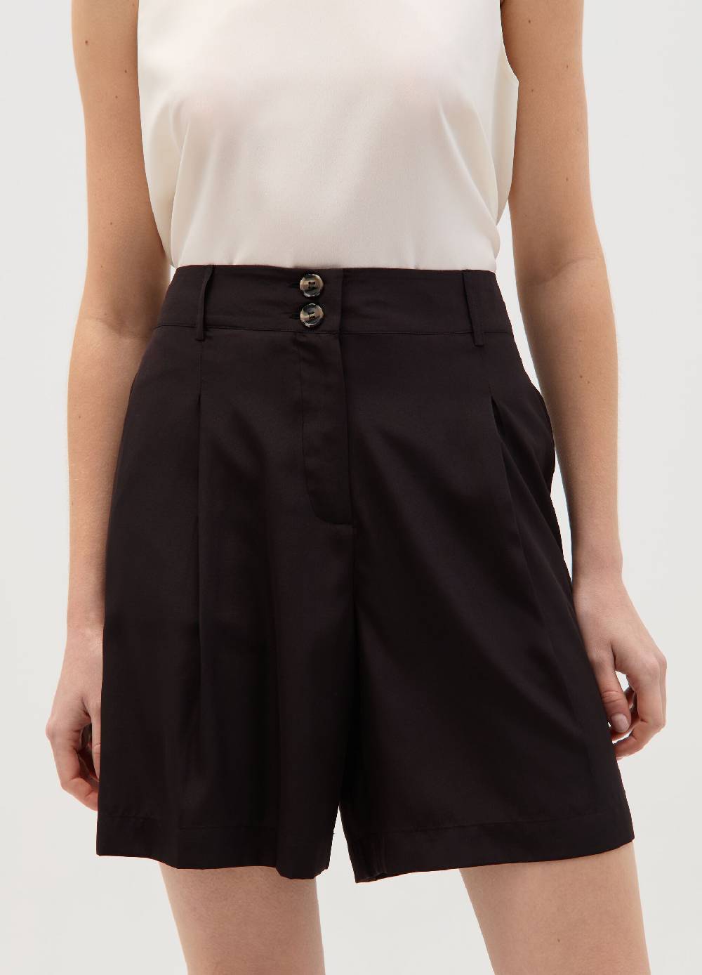 Ovs Shorts a vita alta con pinces Sconto
